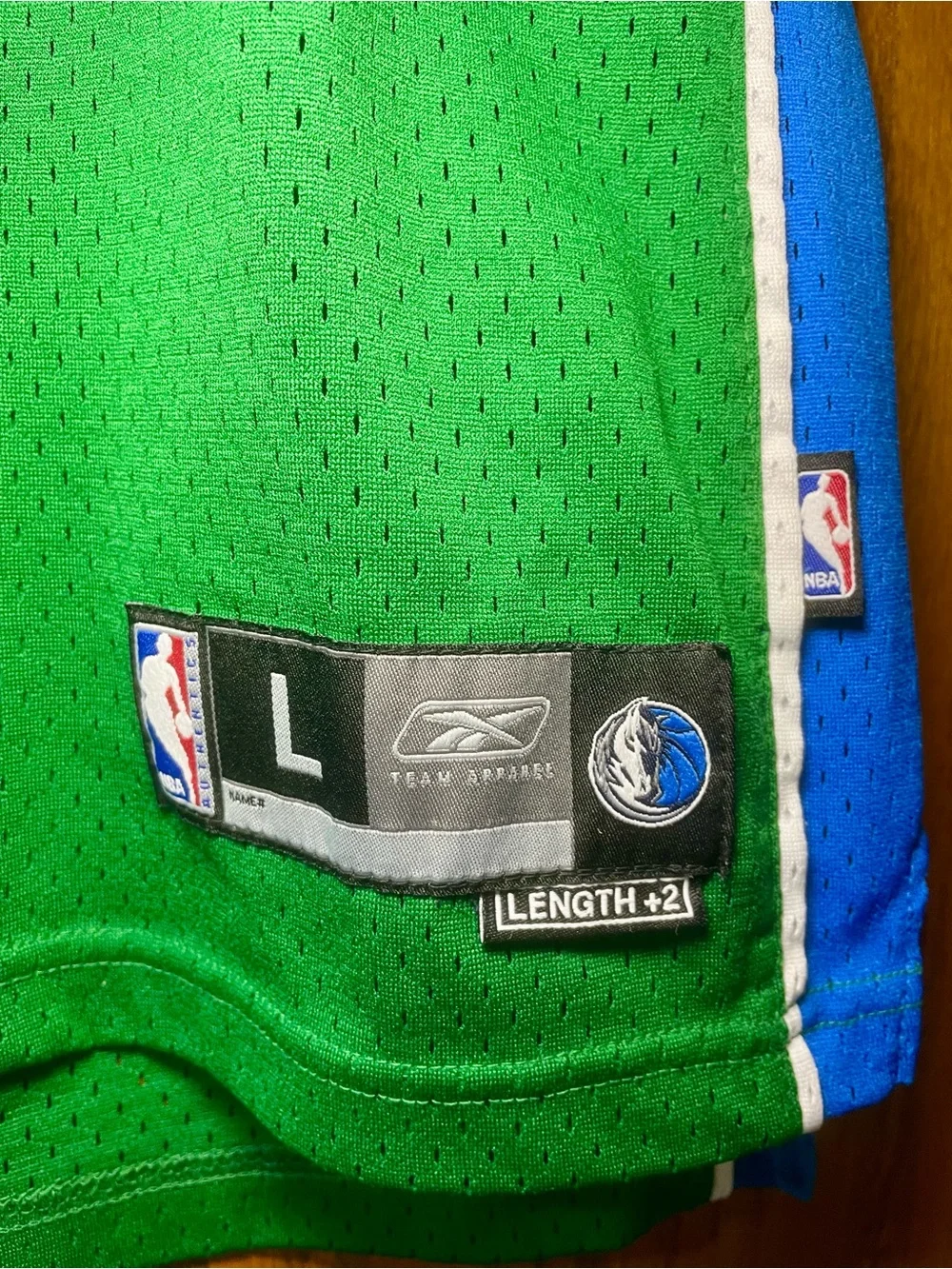 Reebok NBA Dallas Mavericks #41 Dirk Nowitzki Jersey Boys Large Green Y2K VTG